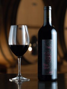 linne calodo cherry red